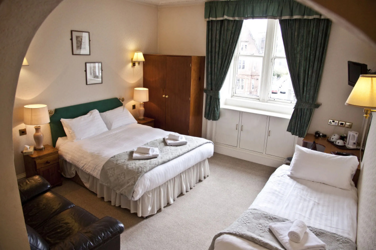Buccleuch Arms Hotel & Restaurant