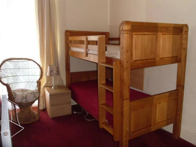 Acorn Lodge