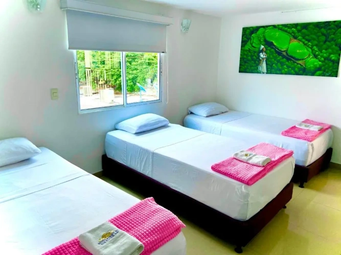 Standard Triple room