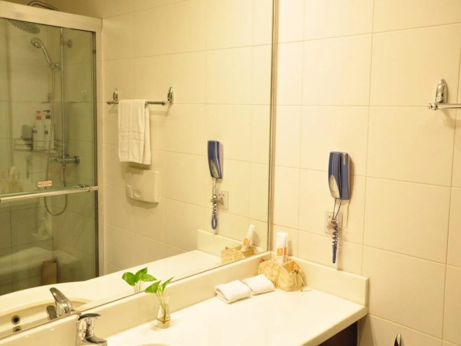 Suzhou Xinhu Hotel