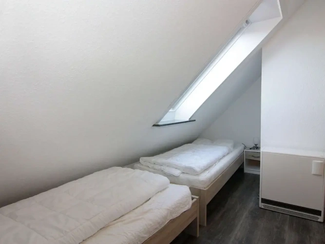 2 Bedrooms Classic Apartment