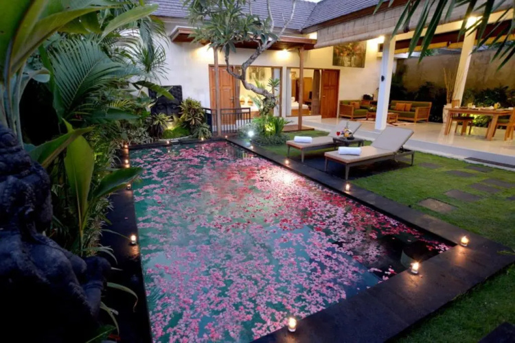 Sandi Agung Villa