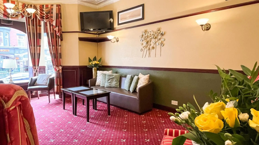 Sutcliffe Hotel