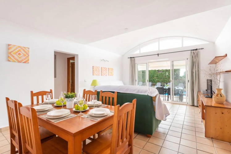Villa Laura 245