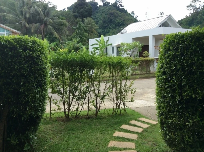 Quadruple Bungalow
