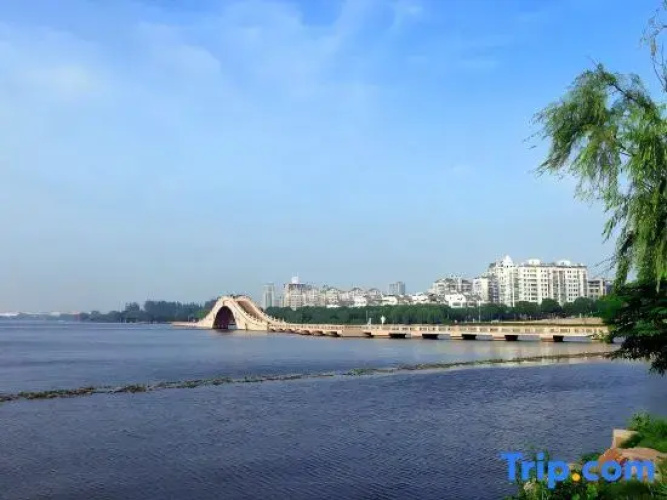 Minghui Hotel