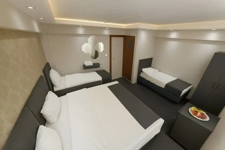 Premium Quadruple room