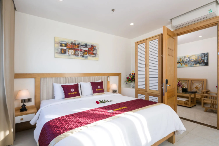Grand Jeep Hotel Danang