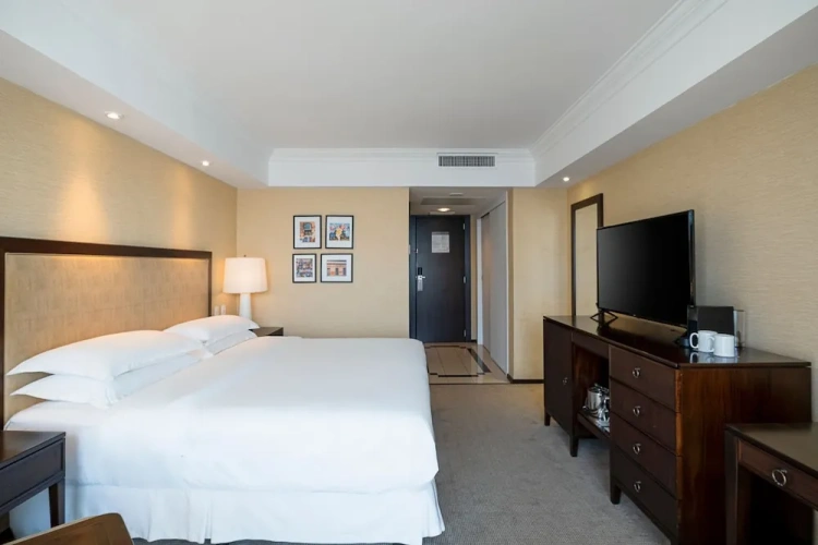 Deluxe Double room with balcony and oceanfront
