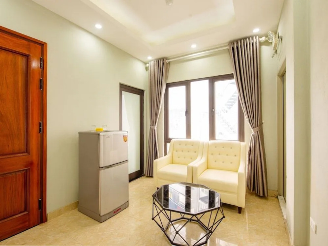 OYO 411 Van Nam Hotel