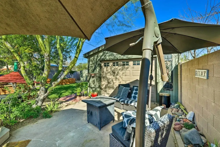 Phoenix Vacation Rental: 2 Mi to Downtown