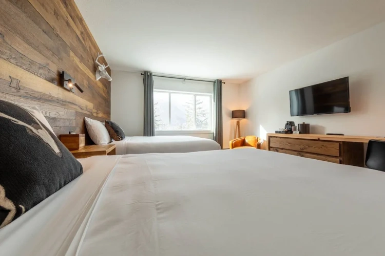 Standard Quadruple room with mountain view