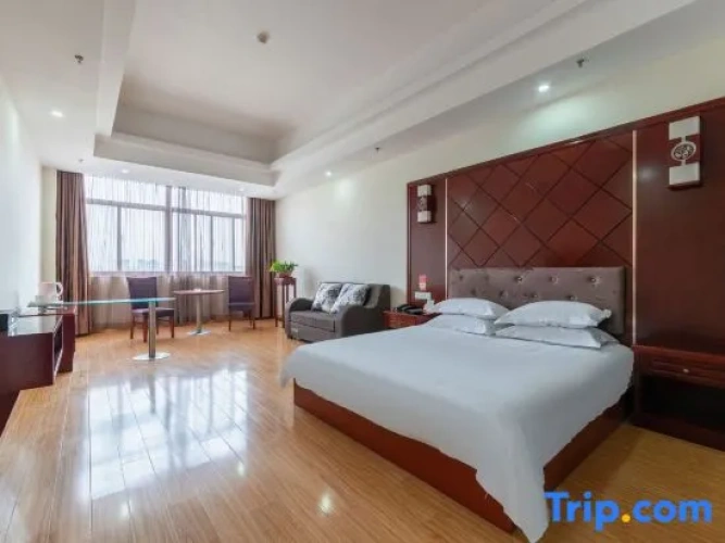 Standard Double room with view
