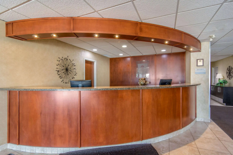 Clarion Hotel