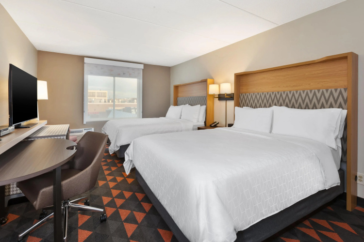 Holiday Inn Westbury - Long Island photo 6