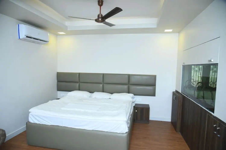 Superior room