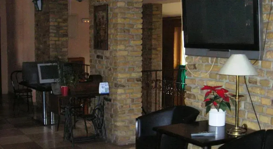 Vino Restaurant & Panzio