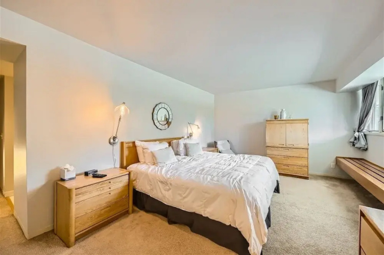 2509 Saints John 3 Bedroom Condo by RedAwning