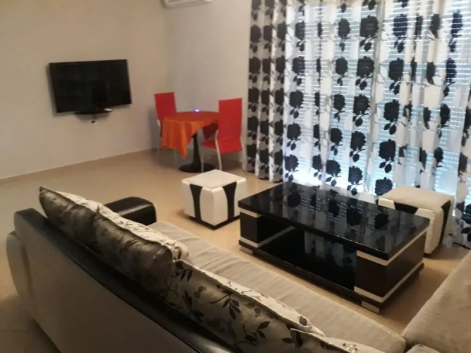 Nasho Deluxe Apartments