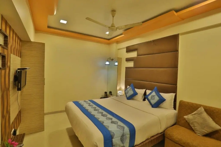 Deluxe room with balcony