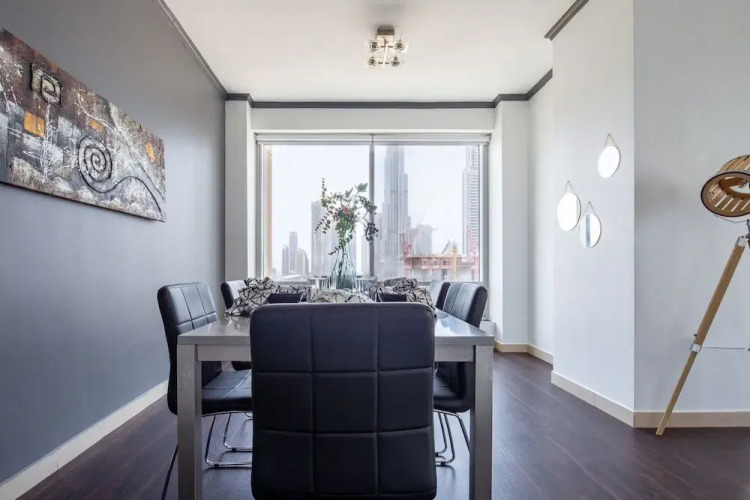 Sophisticated 2BR With Stunning Burj Khalifa Views - Image 9