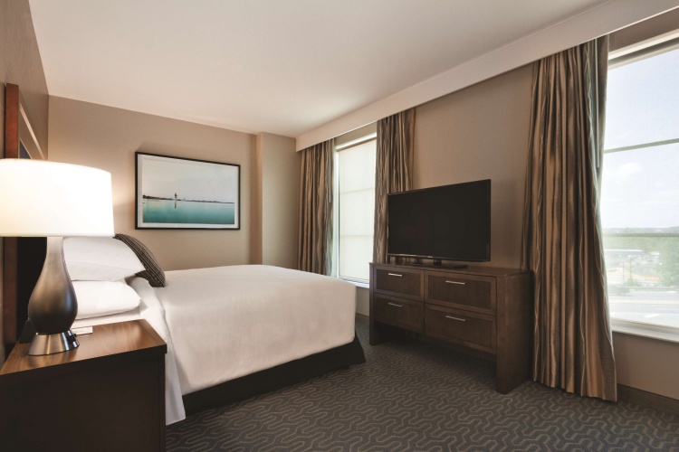 Embassy Suites Springfield photo 8