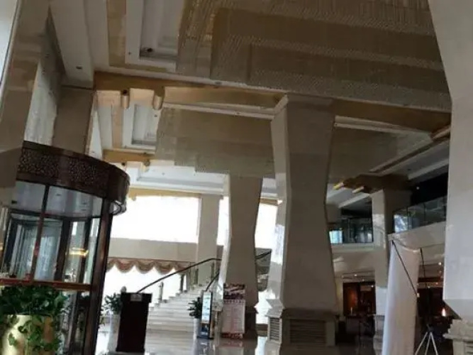 Jinqian Jiahua Hotel