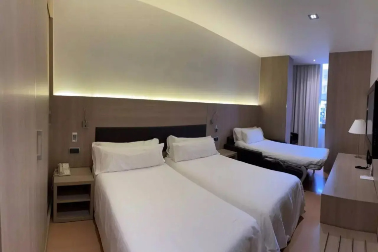 Hotel Lleo