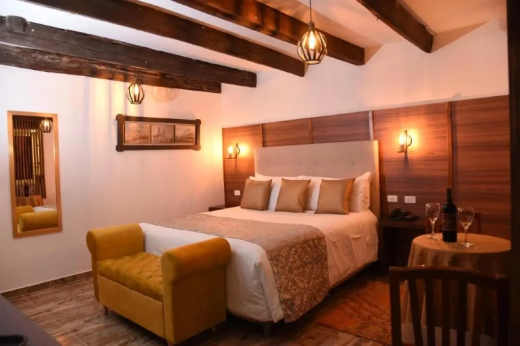 Deluxe Suite
