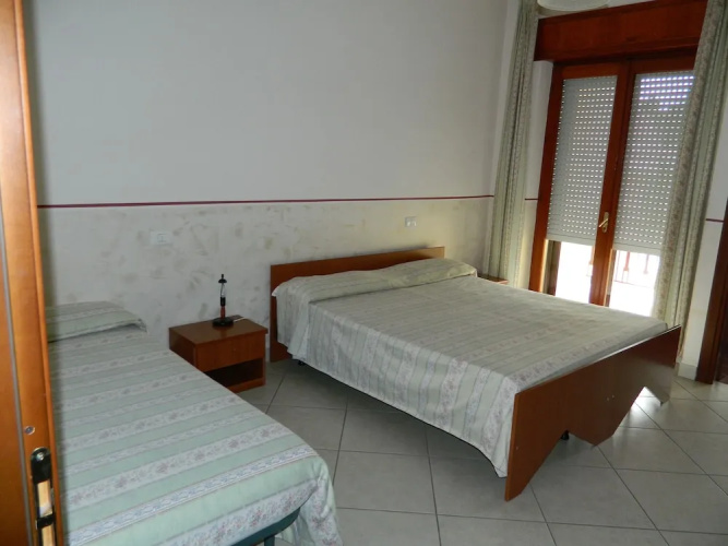 Hotel Caimo Bed-Breakfast