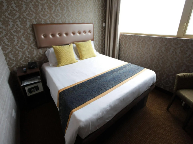 Grand City Hotel