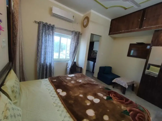 Goroomgo Anandam Home Stay Rishikesh