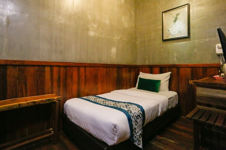 Superior Single room