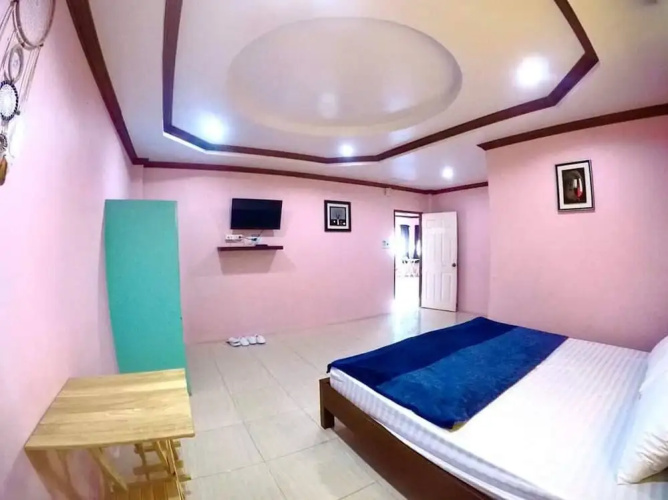 Friend's House - Koh Larn