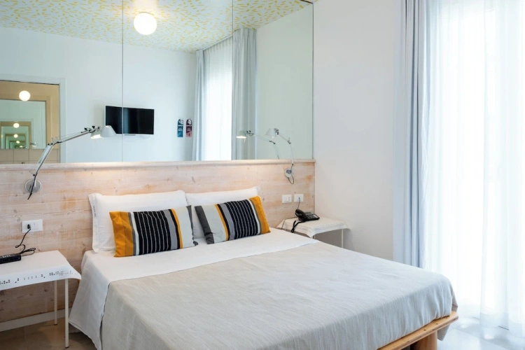 Standard Double room with balcony