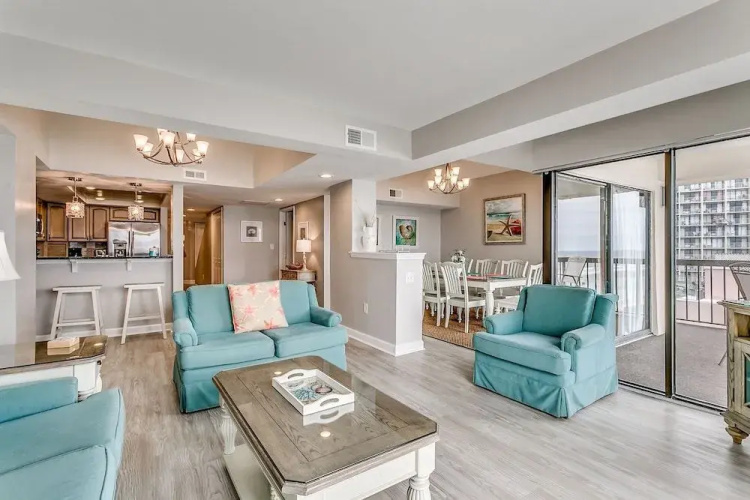 Savoy Penthouse 603
