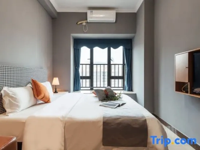 Triple Suite