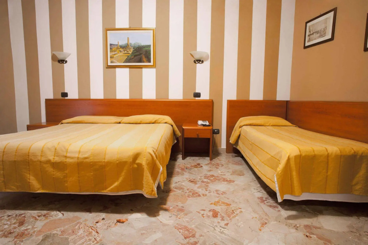 Kolymbetra Bed and Breakfast