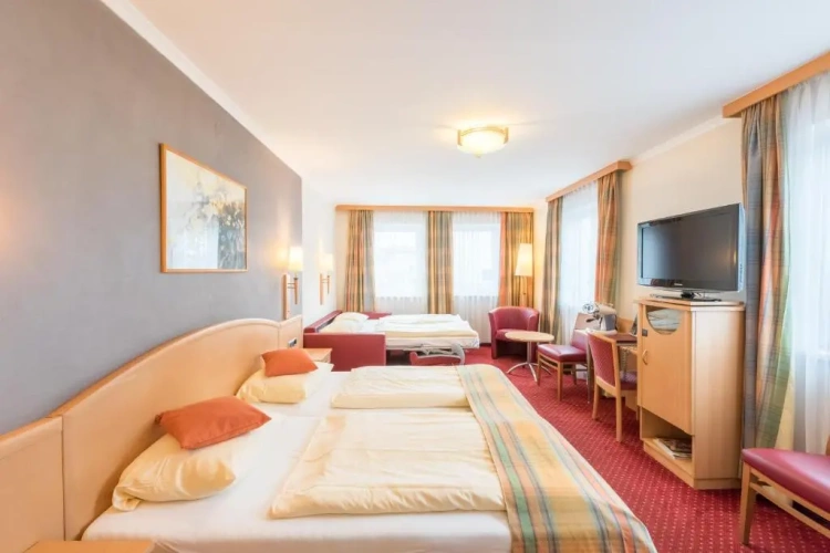 Standard Quadruple room
