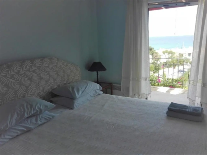 2 Bedrooms Villa