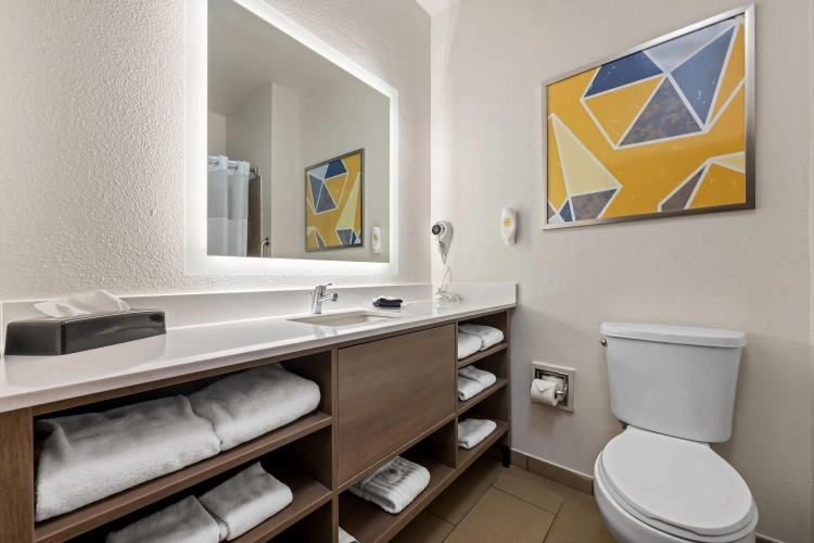 Quadruple Suite
