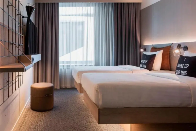 Moxy Sleeper Twin room