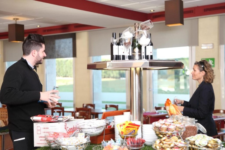 Hotel Travelodge Barcelona del Valles photo 31