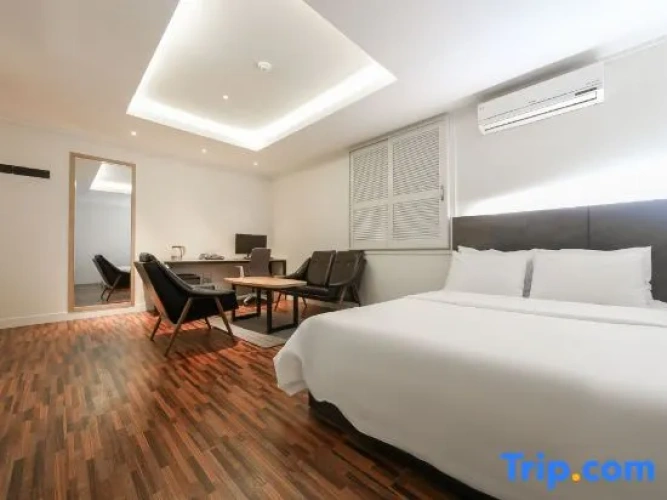 Premium Twin room