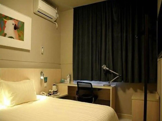 Jinjiang Inn