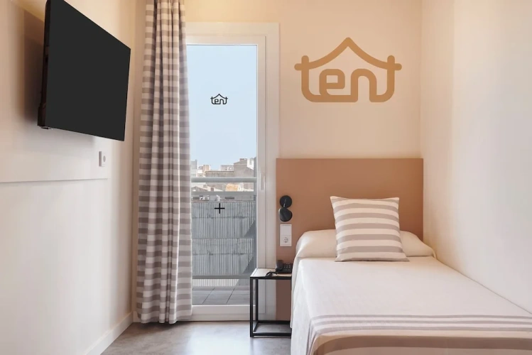 Standard Single room with balcony