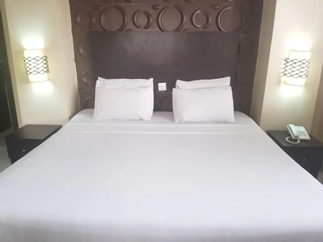 Deluxe Suite