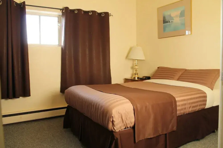 Outlook Motor Hotel