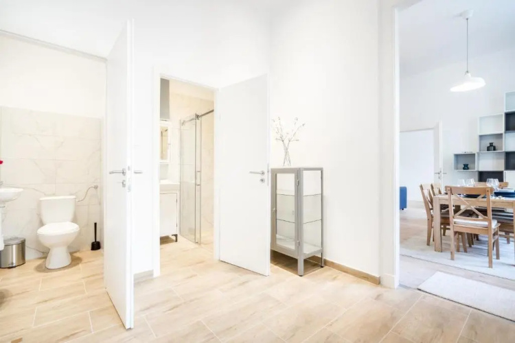 BpR Blooming Design Home with A/C