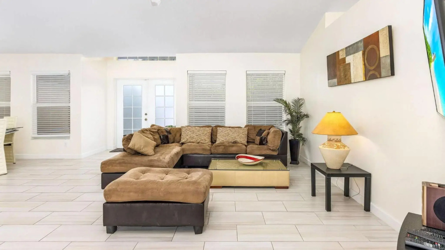 !NEW! Villa Happiness